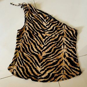 Bebe crop safari